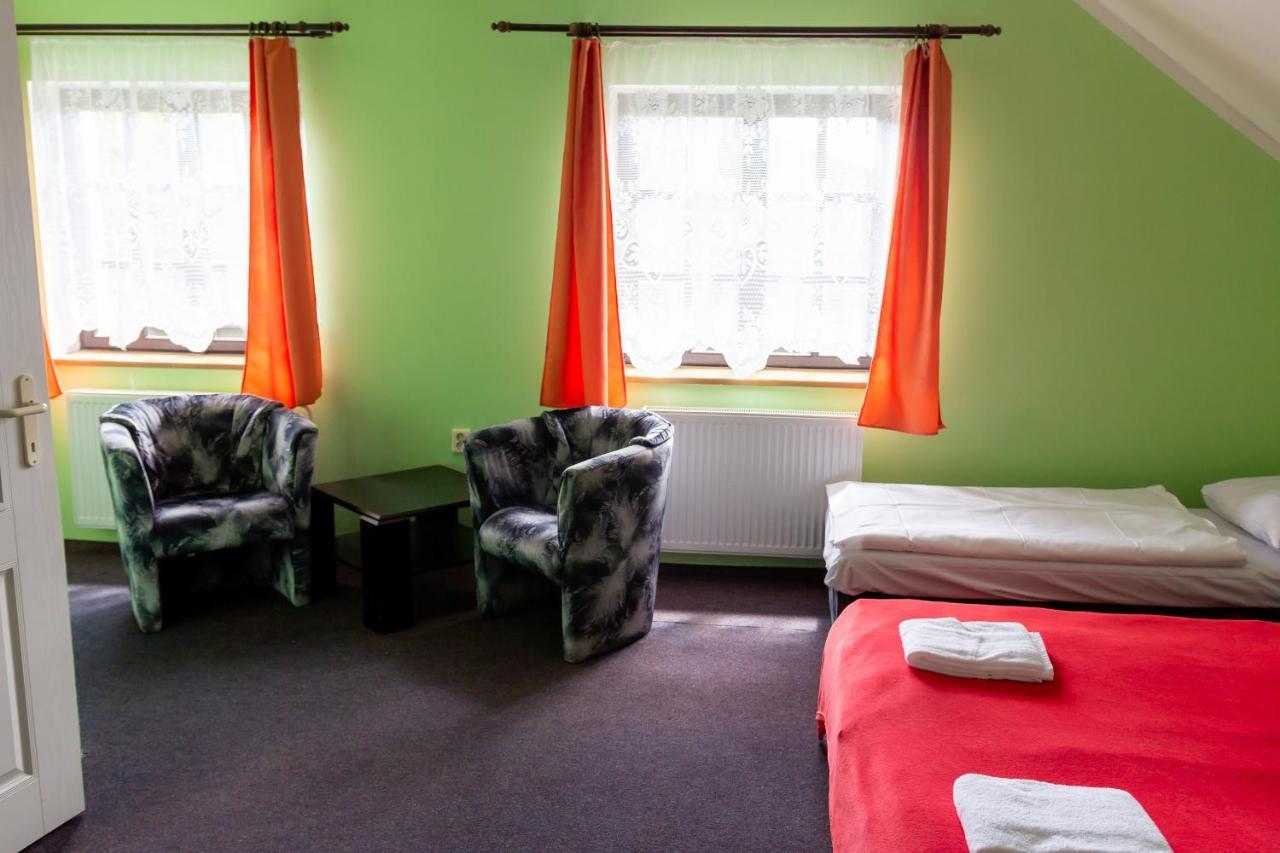 U Prazaka Hotell Bublava Eksteriør bilde